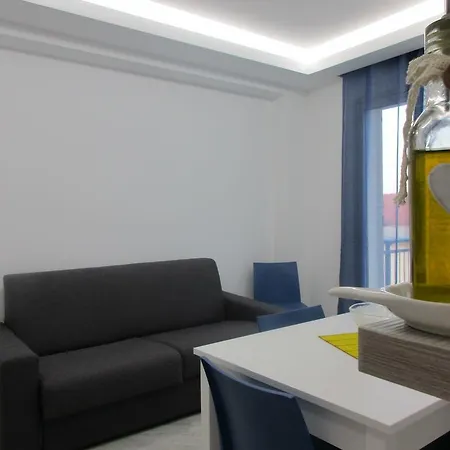 Le Dimore Di Enea 카스텔라마레델골포